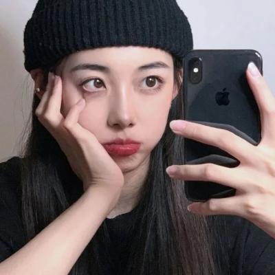 色情摄青鬼